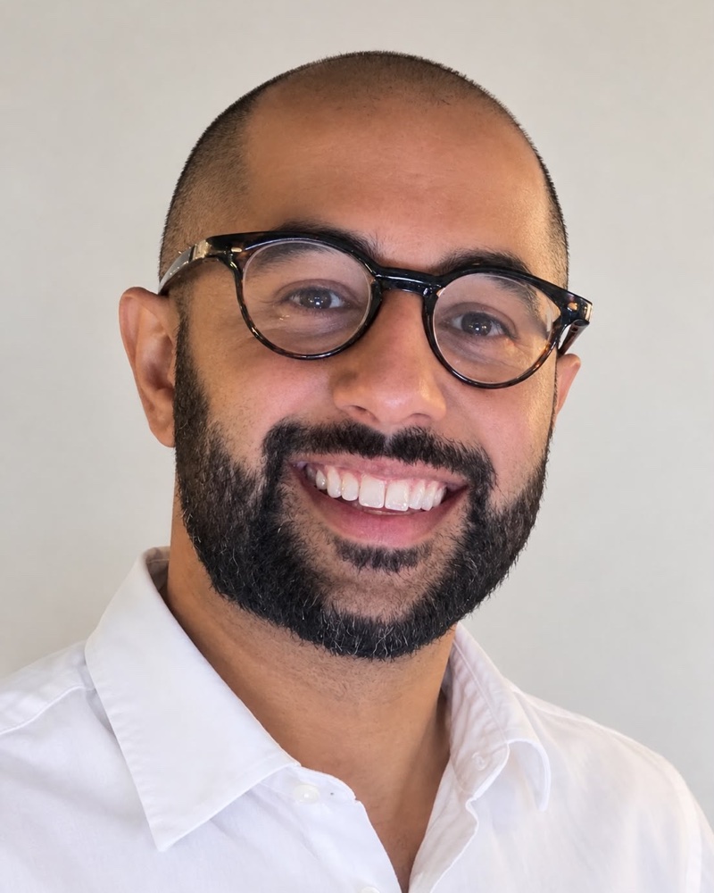Zain Rajabali, Founder and Superintendent Pharmacist of MediPill Pharmacy